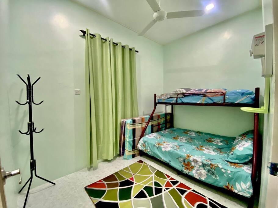 Homestay Kak Tiy Kuala Terengganu Esterno foto