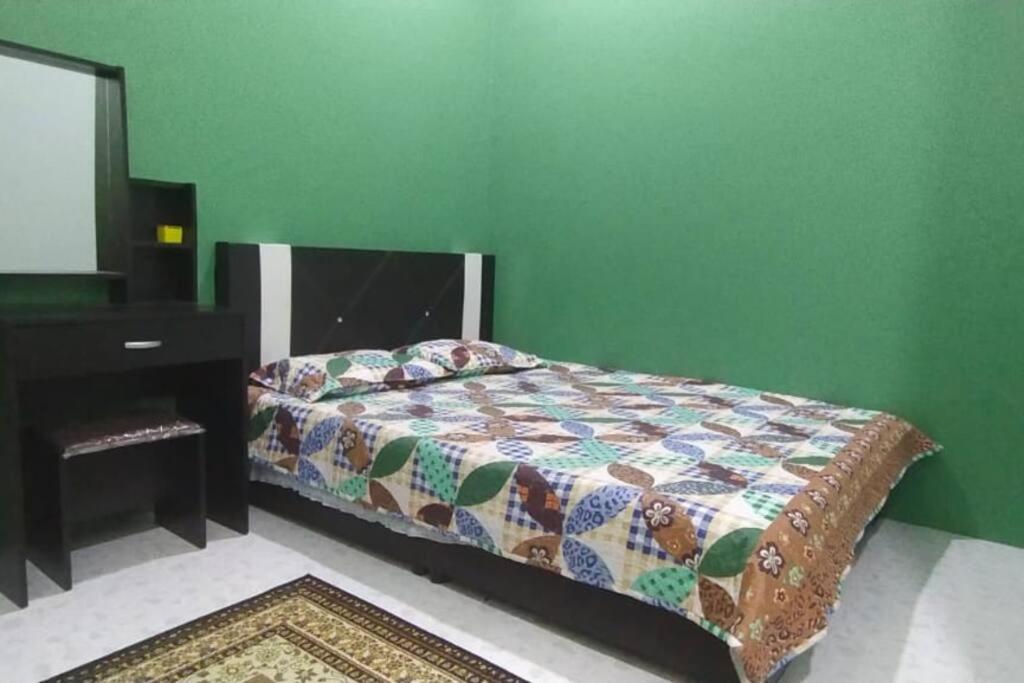 Homestay Kak Tiy Kuala Terengganu Esterno foto